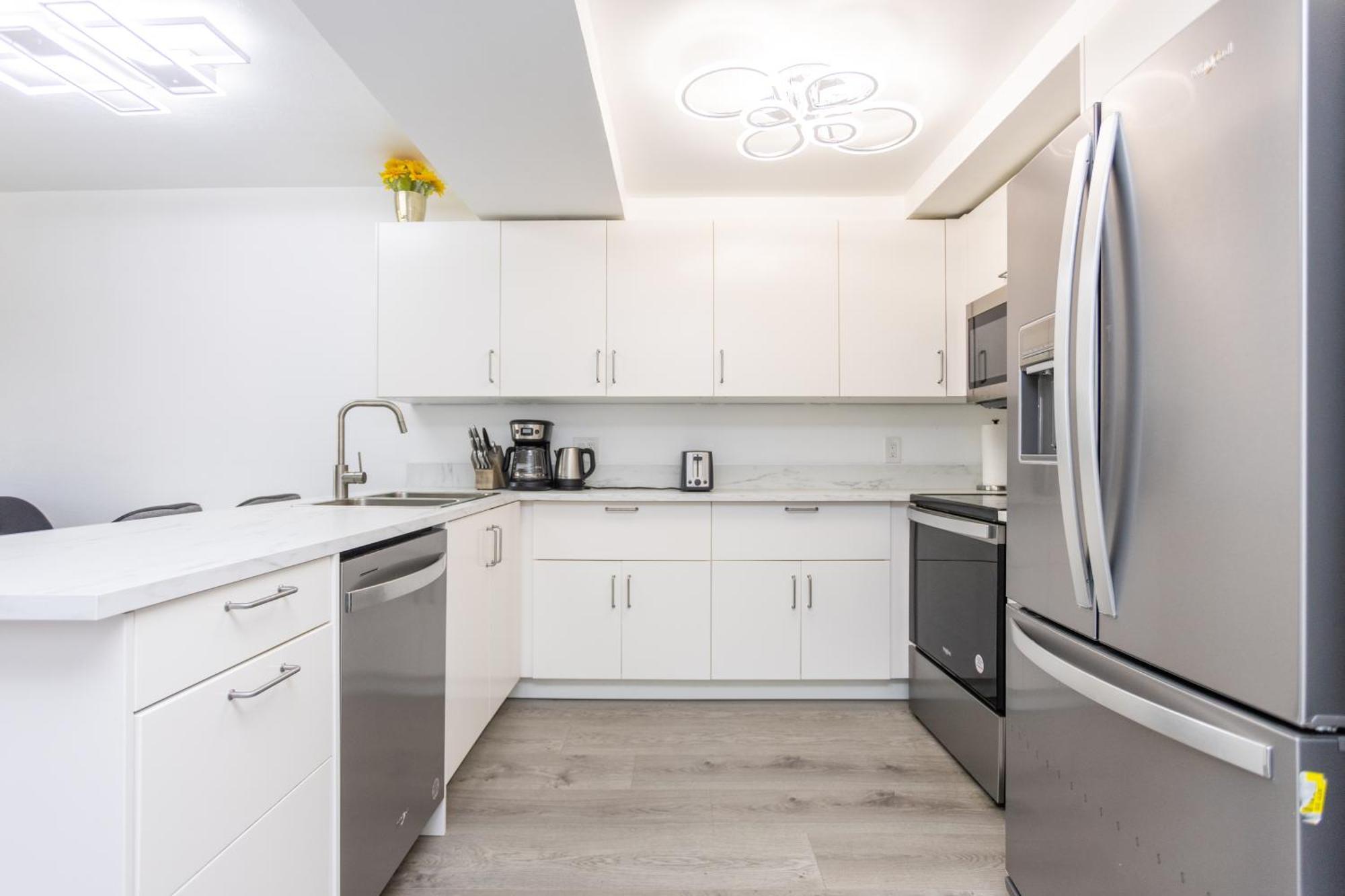Bass & Sun Condominium 2/2 Bedroom Клюистън Стая снимка