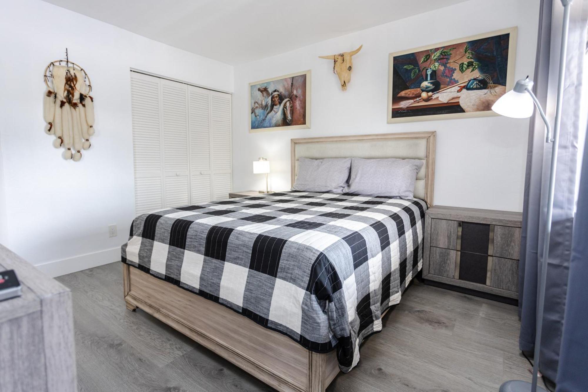 Bass & Sun Condominium 2/2 Bedroom Клюистън Стая снимка